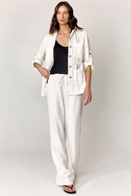 slow style, roupas, roupa feminina, calça pantalona branca, calça feminina confortável, calça ampla com forro, calça de verão elegante, calça em liocel com poliamida.