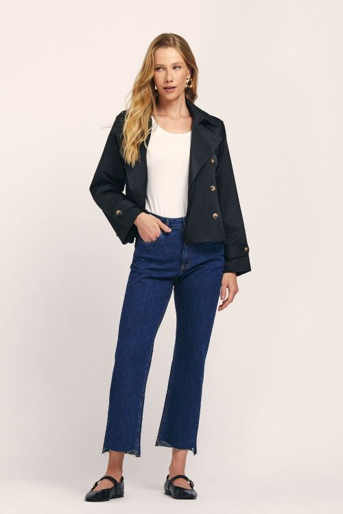 slow style, roupas, roupa feminina, jaqueta iolanda preta, jaqueta feminina, jaqueta martingale, jaqueta com fechamento duplo