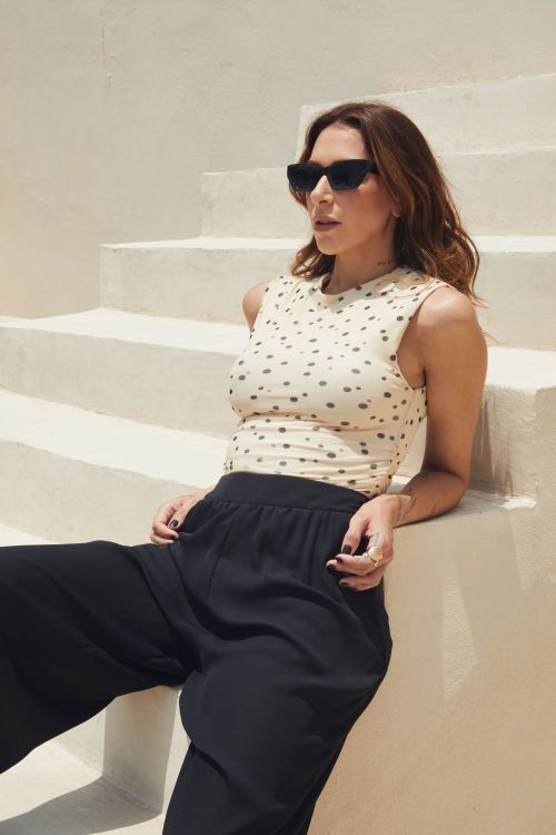 slow style, roupas, roupa feminina, blusa elis poá, blusa feminina bege blusa sem mangas, blusa de verão elegante, blusa Slow.