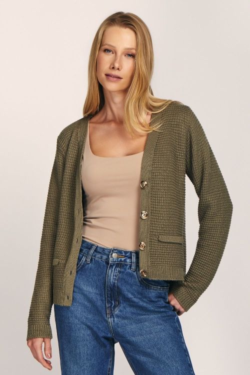 slow style, roupas, roupa feminina, blusa tricot verde, cardigan feminino , blusa cristina tricot, cardigan com botões, blusa feminina outono, blusa casual elegante