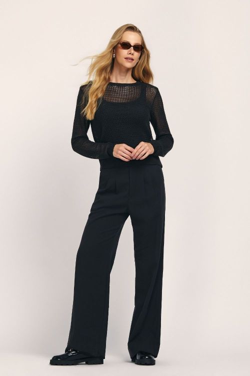 slow style, roupas, roupa feminina, pantalona felipa preta, calça feminina, calça estilo alfaiatado, calça cintura alta, calça social feminina, calça reta feminina