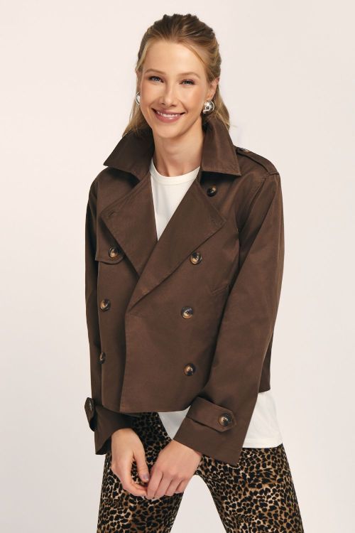 slow style, roupas, roupa feminina, jaqueta iolanda marrom, jaqueta feminina, jaqueta martingale, jaqueta com fechamento duplo