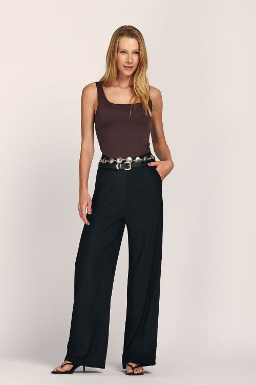 slow style, roupas, roupa feminina, calça helo preto, calça feminina, calça em alfaiataria, calça com bolsos frontais, calça modelagem reta