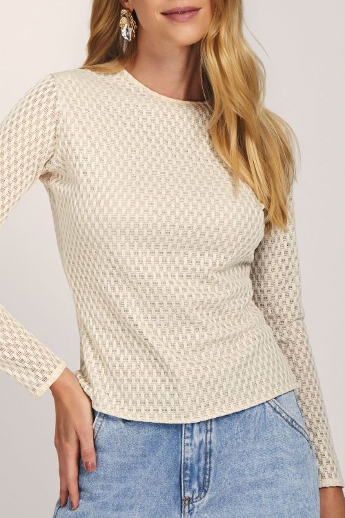 slow style, roupas, roupa feminina, blusa giovana off white, blusa feminina manga longa, blusa elegante, blusa texturizada , blusa moderna, blusa sofisticada.