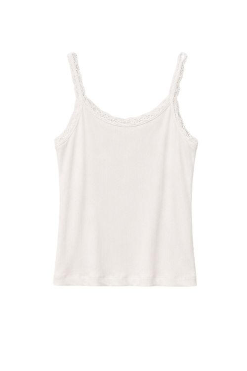 slow style, roupas, roupa feminina, regata lorena off white, regata feminina, regata de viscose, regata com renda, regata básica feminina, blusa de alcinha feminina, regata confortável, regata casual, regata para usar com blazer