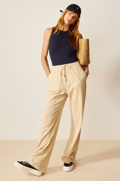 slow style, roupas, roupa feminina, calça feminina bege, calça cintia reta de algodão, calça com cós elástico, calça feminina texturizada
